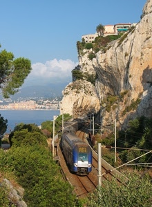 treno, ferrovia, binari, mare, rocce, alberi, blu, roccia
