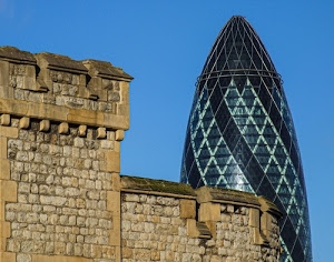 antico, moderno, cielo, contrasto, azzurro, vetro, mura, grattacielo, pietre, rombi, londra, merli, castello, tetto, muro, palazzi, torre, finestre, mattoni