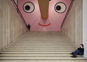 occhi, bocca, scalinata, naso, rosa, persone, scala, prospettiva, gradini, seduto, seduta, due, donna, scale, bianco, dipinto, ragazza, scalini, viso, geometrie, volto