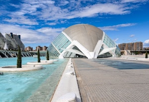 nuvole, cielo, acqua, cupola, alberi, architettura, palazzi, azzurro, valencia, vetrate, edifici, grattacieli, piante, museo, strada, case, città, spagna
