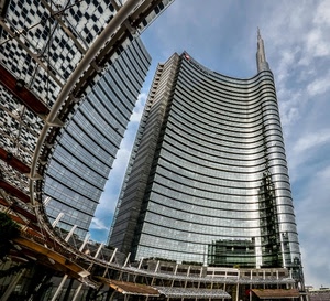 cielo, grattacielo, nuvole, milano, finestre, riflessi, tettoie, vetro, architettura, vetri, grattacieli, curva, prospettiva, torre, riflesso