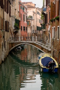 ponte, canale, finestre, barche, acqua, venezia, riflesso, barca, case, palazzi, riflessi, scale, scala, ringhiera, mare, balconi, fiori