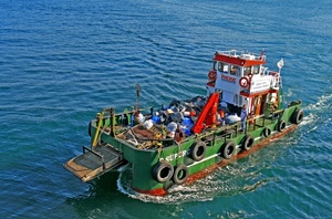 mare, acqua, barca, verde, imbarcazione, pneumatici, rosso, bianco, onde, ruote, copertoni, gomme, cerchi