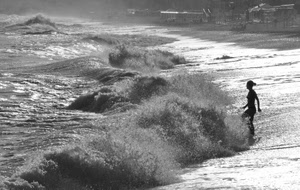 mare, onde, spiaggia, donna, bagnante, bianconero, sabbia, acqua, silhouette, agitato