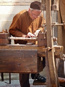 legno, artigiano, mani, occhiali, uomo, tornio, falegname, lavoro, attrezzi, cappello