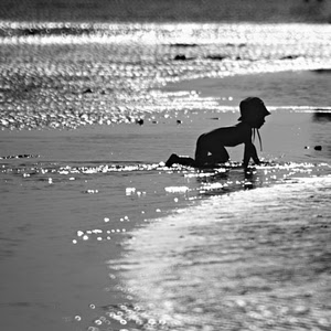 bambino, mare, spiaggia, controluce, cappello, riflessi, bianconero, cappellino