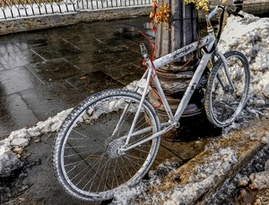ruote, bicicletta, neve, lampione, marciapiede, raggi, manubrio, bici, palo, bianco