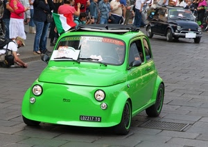 verde, cinquecento, auto, bandiera, automobile, strada, tricolore, ruote, raduno, persone, automobili, macchina, fiat, targa, tombino