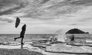 mare, ombrello, vento, acqua, isola, onde, bianconero, nuvole