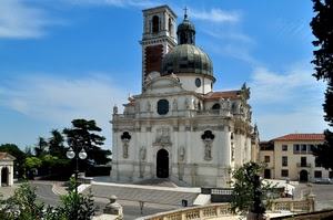 chiesa, cupola, campanile, scalinata, alberi, nuvole, cielo, piazza, lampione, statue, balaustra, basilica, vicenza, azzurro, croce