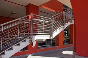 ringhiera, scala, rosso, gradini, scale, bianco, scalini, ringhiere, metallo, palazzo, portico, moderno, corrimano, architettura, ombre, scalinata, acciaio, arancione, colonne